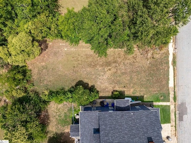 266 Hydrick St, Spartanburg, SC 29306 - photo 6