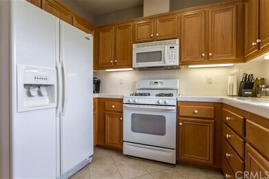 Refrigerator with ice and water included in purcha