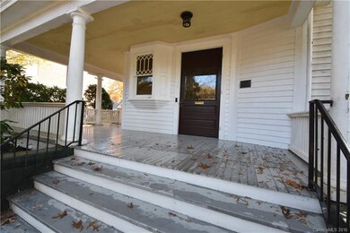 523 Walnut St, Statesville, NC 28677 - photo 2