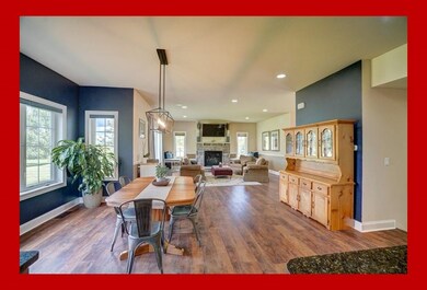 4885 Highwood Cir, Middleton, WI 53562 - photo 3