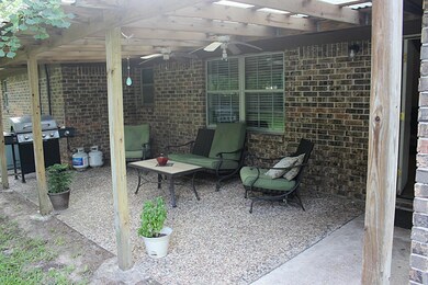 8719 Harvest Acres Dr, Manvel, TX 77578 - photo 7