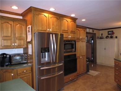 Kitchen, storage galore!
