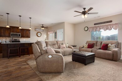 SUAZO 5913 Sirius Way St George-5