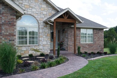 1701 S Songbird Cir, Nixa, MO 65714 - photo 2