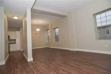 Living/dining Area