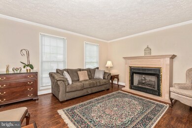 6237 Derby Dr, Frederick, MD 21703 - photo 5