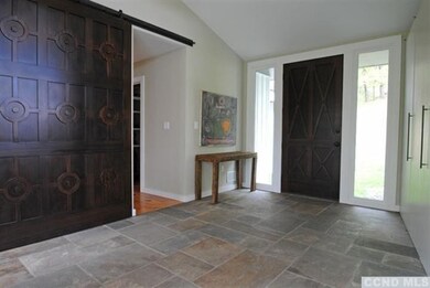 194 Rhynders Rd, Staatsburg, NY 12580 - photo 2