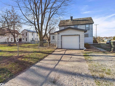 209 N 14th St, Keokuk, IA 52632 - photo 4