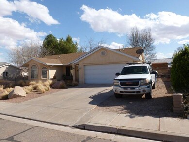 Street View 3/RV Parking