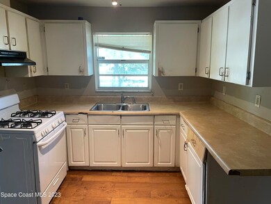 128 Saint Charles St, Cocoa, FL 32922 - photo 5