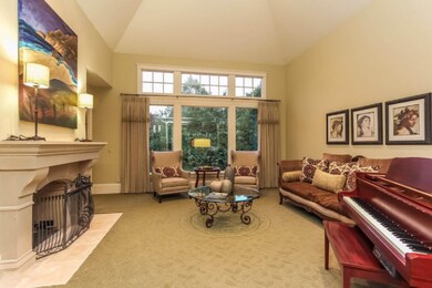 010-Living_Room-1274868-mls