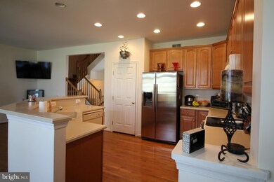 22089 Chelsy Paige Square, Ashburn, VA 20148 - photo 5