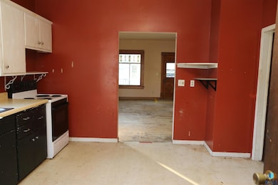 810 Locust St, Yankton, SD 57078 - photo 7