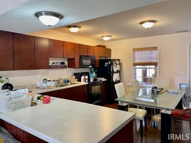 1250 W Adams Hill Cir unit 603, Bloomington, IN 47403 - photo 2