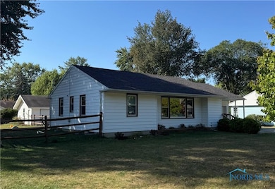 1011 Stall Dr, Findlay, OH 45840 - photo 2