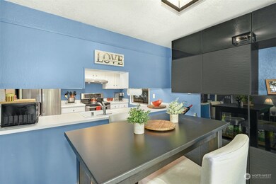 8517 242nd St SW unit 604B, Edmonds, WA 98026 - photo 7