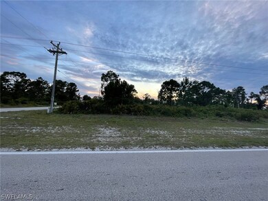 946 Columbus Blvd S, Lehigh Acres, FL 33974 - photo 2