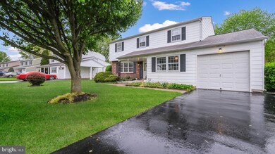 521 Brook Ln, Warminster, PA 18974 - photo 2