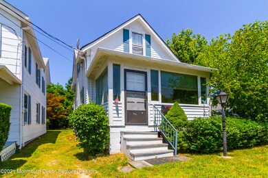 203Locust0001