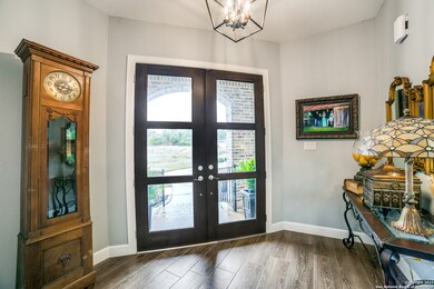 Entry/Foyer