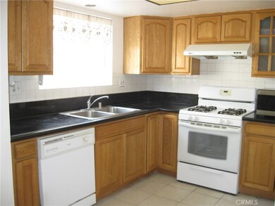 117 N Alhambra Ave unit B, Monterey Park, CA 91755 - photo 3