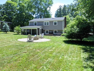8 Southgate Rd, Franklin, MA 02038 - photo 2