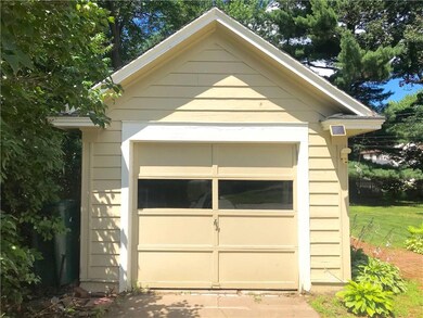 1215 3rd Ave E, Menomonie, WI 54751 - photo 2