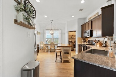 201 Country Crossing Cir, Magnolia, TX 77354 - photo 7