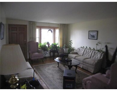 26 Woodcrest Dr, Riverside, RI 02915 - photo 2