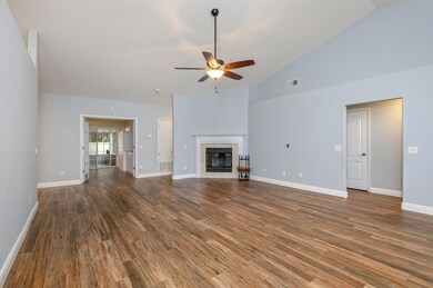 11-web-or-mls-621 Territory Lane-11