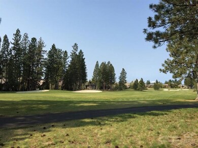 19373 Soda Springs Dr, Bend, OR 97702 - photo 4