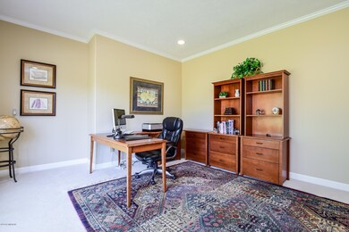 009-photo-living-room-6055039
