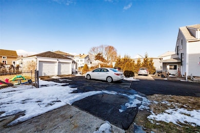 379 Metacom Ave, Warren, RI 02885 - photo 6