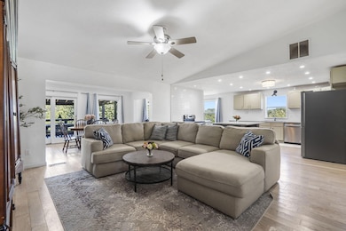 1188 Hampton Rd, Reeds Spring, MO 65737 - photo 3