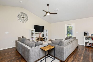 15-web-or-mls-3407 Mclain Dr-11