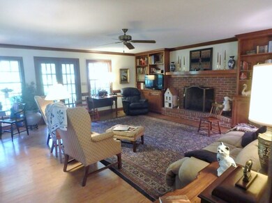 2215 Colony Plaza, Jacksonville, NC 28546 - photo 7