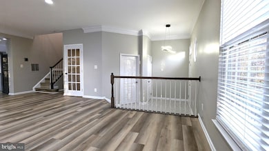 21506 Trowbridge Square, Ashburn, VA 20147 - photo 4