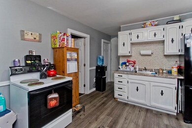 79 Bridge St, West Springfield, MA 01089 - photo 5