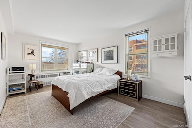 Bay Country Apartments unit 5G, Bayside, NY 11360 - photo 7