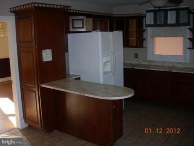 540 Stemmers Run Rd, Essex, MD 21221 - photo 6