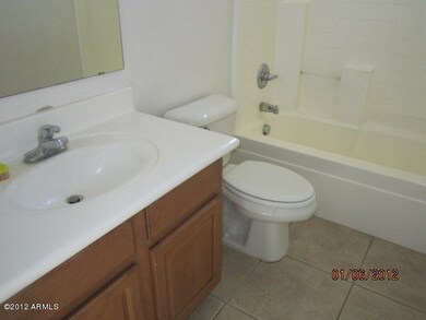 HALLBATH