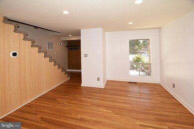 11091 Saffold Way, Reston, VA 20190 - photo 5