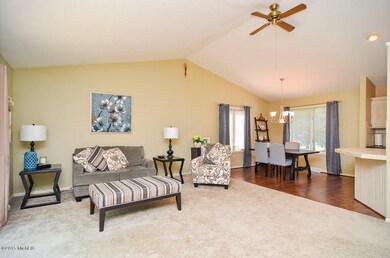 2344 Thistledowne Dr NE, Grand Rapids, MI 49505 - photo 5