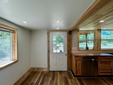 1433 E Canal Creek Rd, Waldport, OR 97394 - photo 6