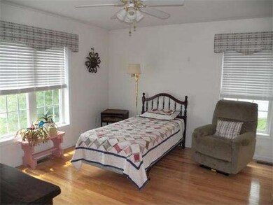 30 William Onthank Ln, Southborough, MA 01772 - photo 5