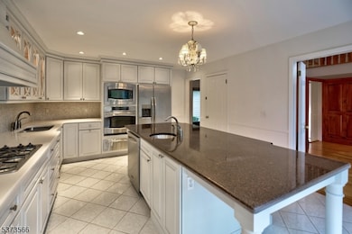 35 Hunters Cir, Tewksbury Twp., NJ 08833 - photo 7