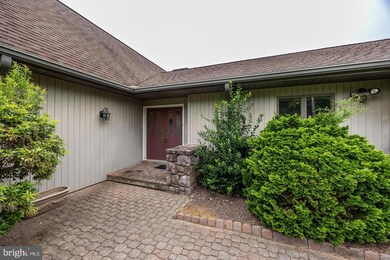 841 Cadmus Rd, Pottstown, PA 19465 - photo 5