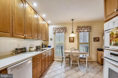 6604 Midhill Place, Falls Church, VA 22043 - photo 7