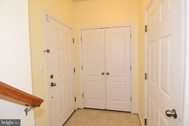 11200 Wortham Crest Cir, Manassas, VA 20109 - photo 2