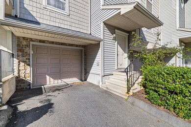 19 Hawthorne Dr unit 104, New London, CT 06320 - photo 5